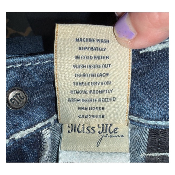 Miss Me - Bootcut Jeans JW4288B9R - Dark Wash Embellished Flap Pockets - Size 28 - Picture 8 of 9